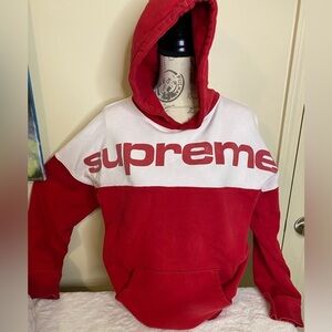 Supreme hoodie